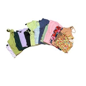 (13) Piece SHEIN Assortment Shirts Tops Medium